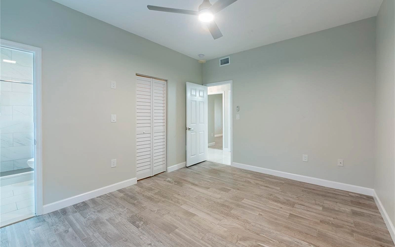 6990 NW 179th St Hialeah, FL 33015