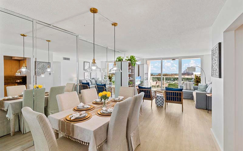 19501 Country Club Dr, Aventura 33180