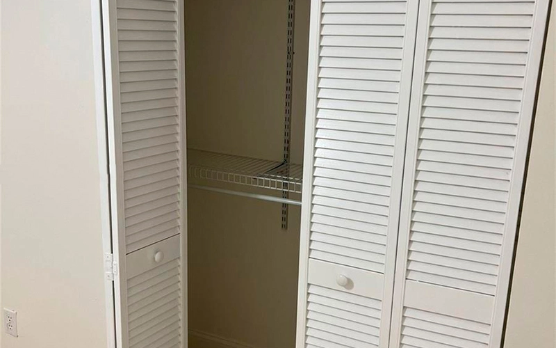 18210 Mediterranean Blvd, Hialeah 33015