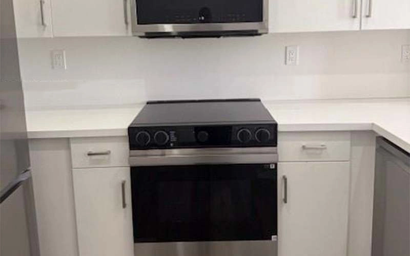 17820 73rd Ave, Hialeah 33015