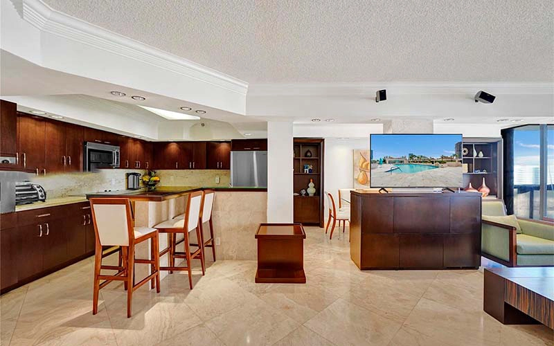 19667 Turnberry Way, Aventura, FL 33180