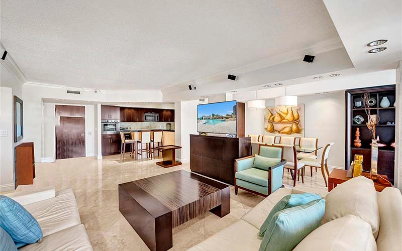 19667 Turnberry Way, Aventura, FL 33180