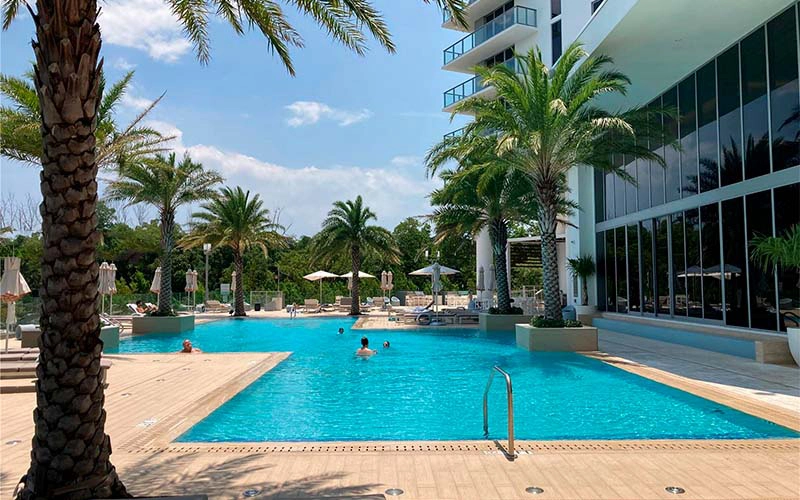 16385 Biscayne Blvd, North Miami Beach 33160