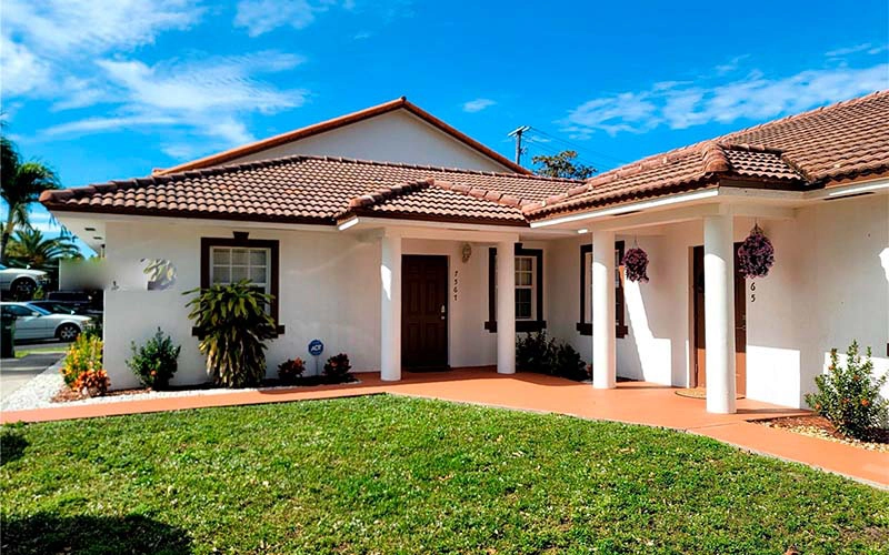 Casa En renta en 7567 N Augusta Dr Hialeah, FL 33015