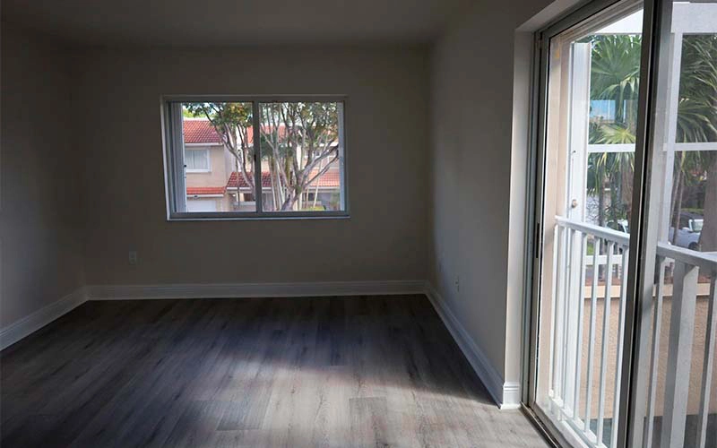 5240 NW 102nd Ct, Doral, FL 33178