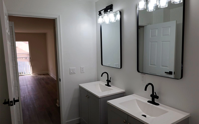 5240 NW 102nd Ct, Doral, FL 33178