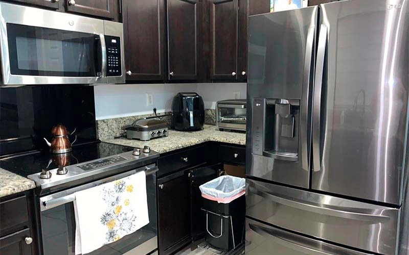 3392 W 90th Ter, Hialeah, FL 33018