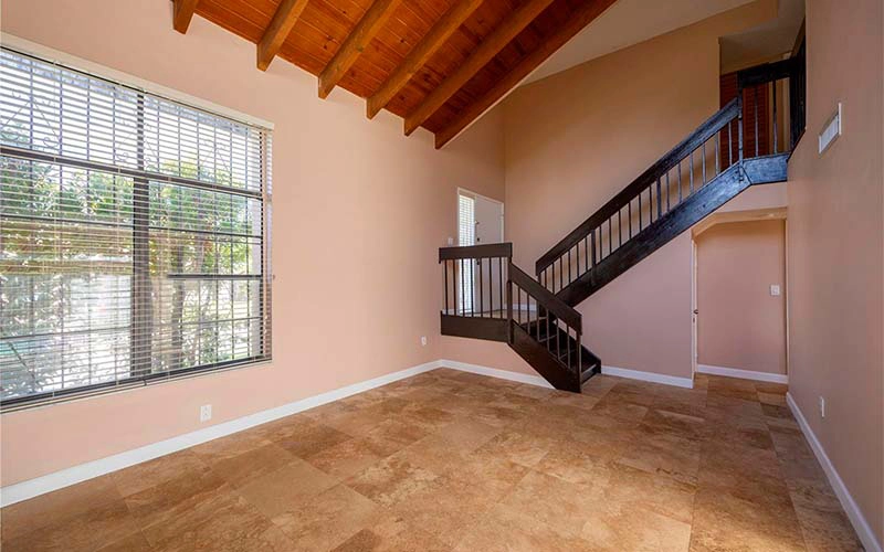 914 NW 106th Ave Cir, Miami, FL 33172