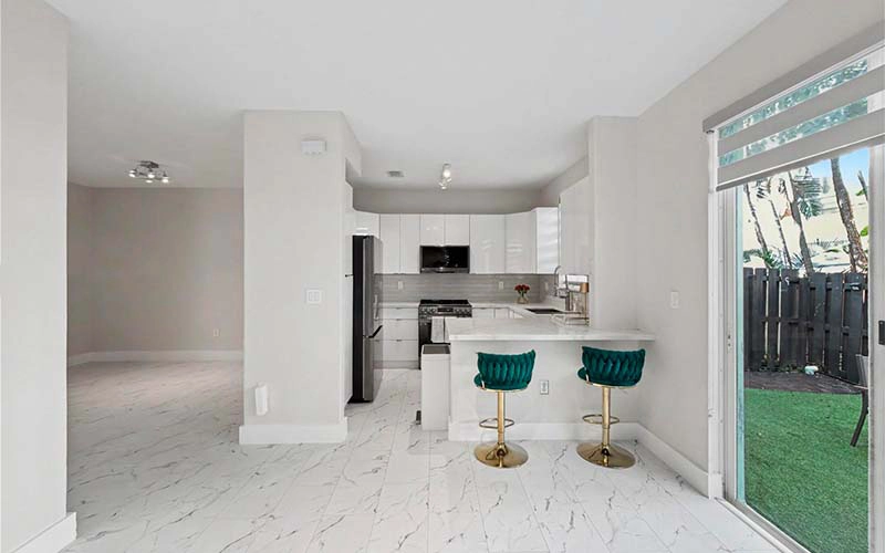 7876 NW 109th Path, Doral, FL 33178