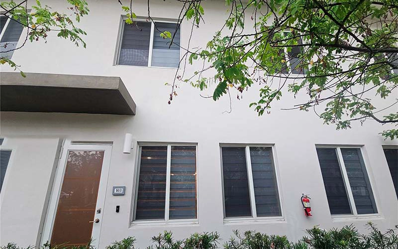 6453 NW 102nd Path, Doral, FL 33178