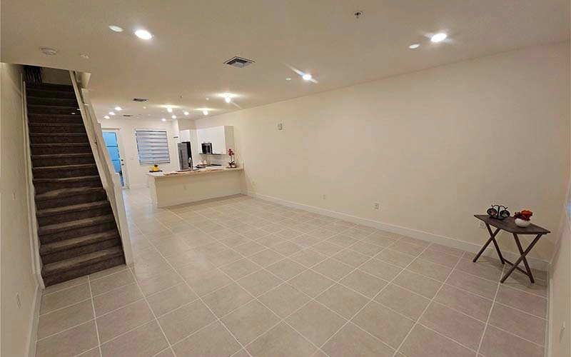 6453 NW 102nd Path, Doral, FL 33178