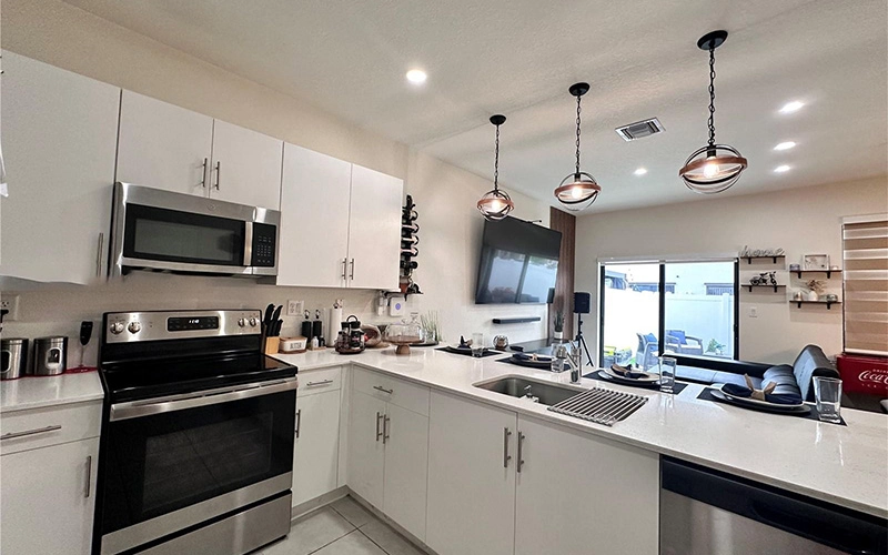 11405 w 33 Rd Lane Hialeah Gardens, FL 33018