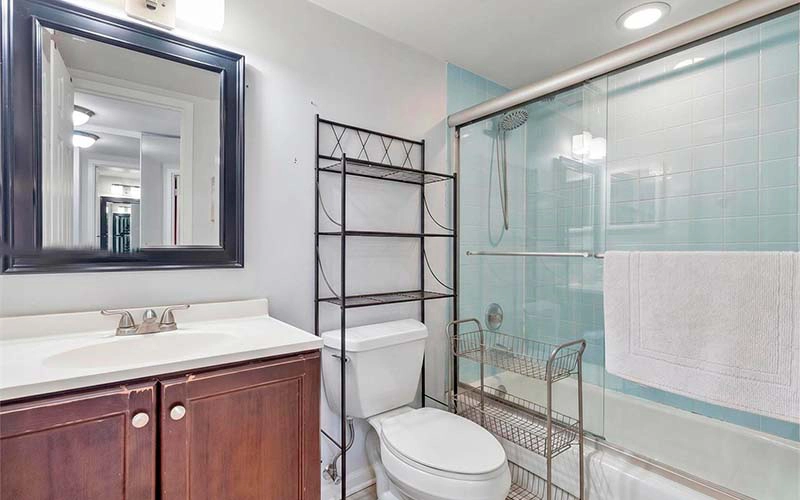 250 174th St, Sunny Isles Beach, FL 33160