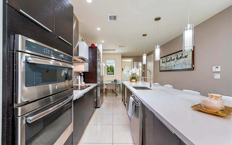 10265 NW 63rd Ter, Doral, FL 33178