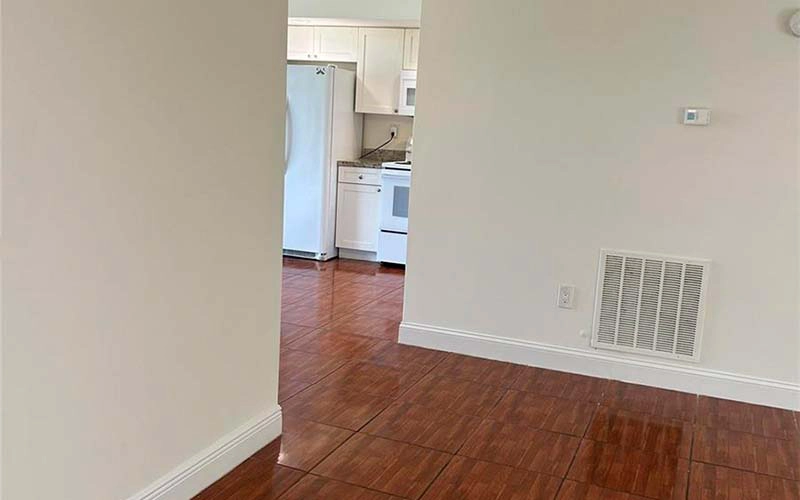 8520 SW 133 Av # 213 Miami, FL 33183