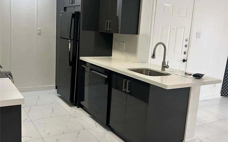 15051 SW 103 LN, Miami, FL 33196