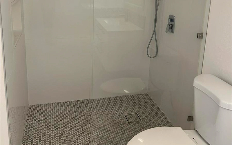 15051 SW 103 LN, Miami, FL 33196