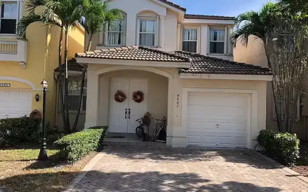 4847 NW 108th Ct Doral, FL 33178