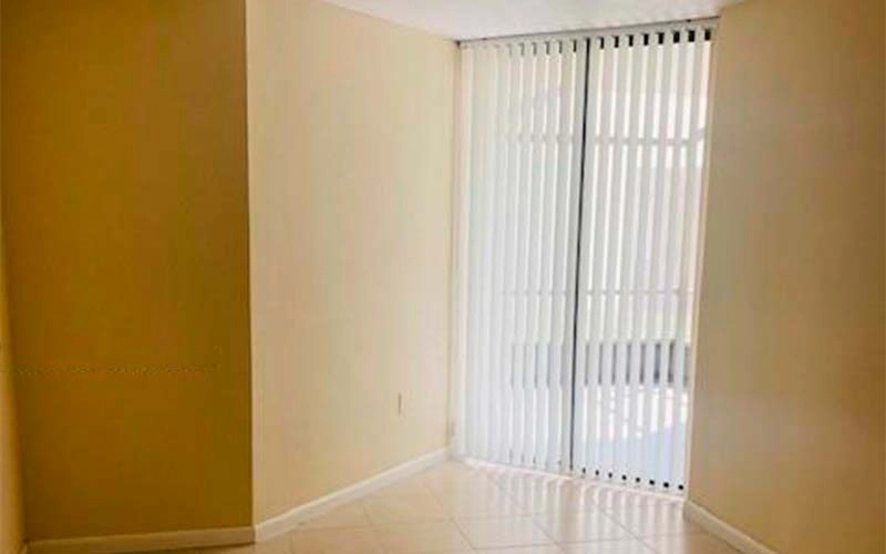 8255 SW 152nd Ave, Miami, FL 33193