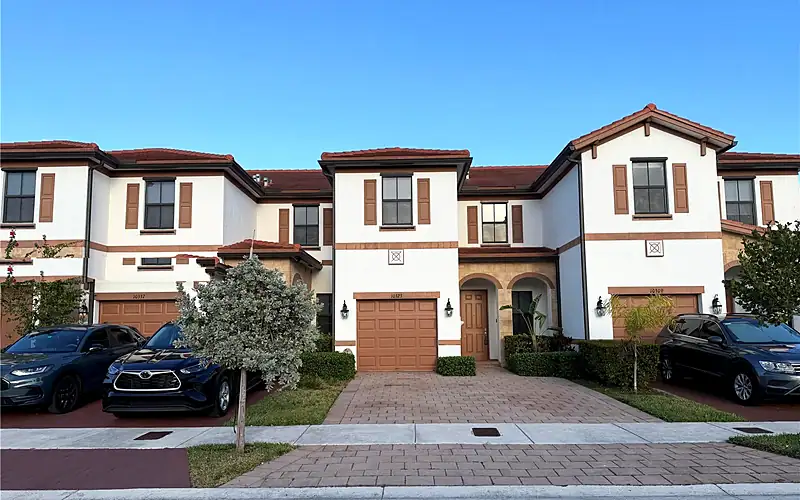 10351 W 34th Ln, Hialeah, FL 33018